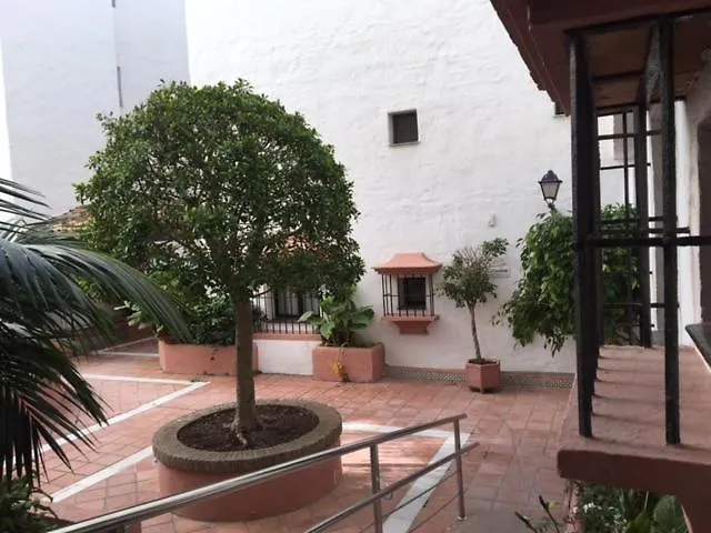 마르베야 Large And Elegant In Puerto Banus With Pools And Paddle 아파트